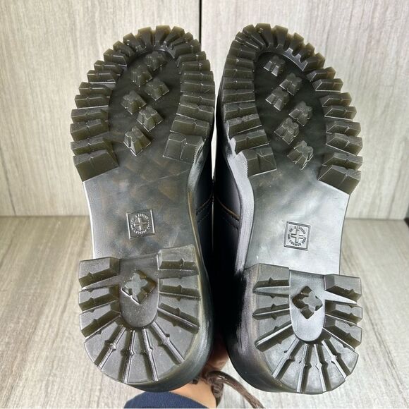 NEW Dr. Martens Docs Leona Lo Black Leather Heeled Platform Boots Womens Size 10 - Picture 10 of 10